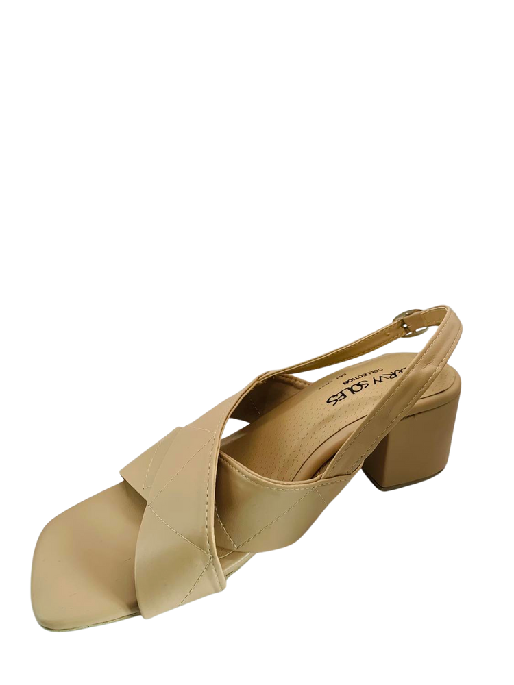 Curvy Soles Rosa - Widefit Block Ankle Strap Heels