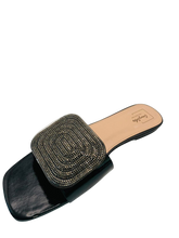 Curvy Soles Hazel - Elegant Flats