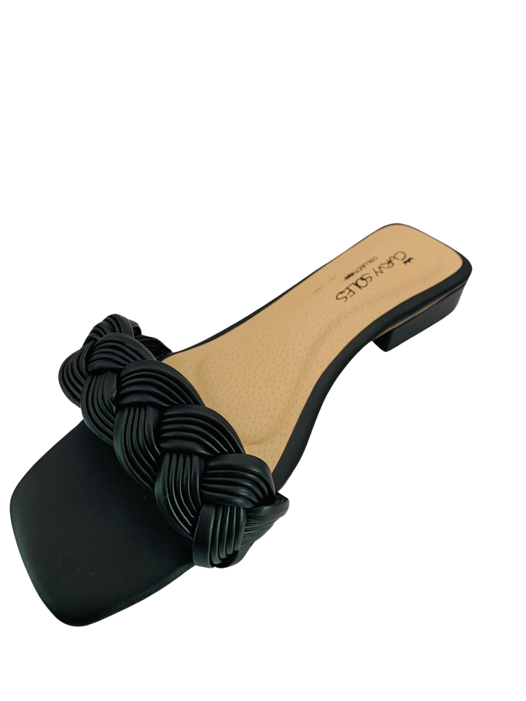 Curvy Soles Ivy - Widefit Mini Heels