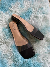 Curvy Soles Tina - Wide Fit Mini Heels