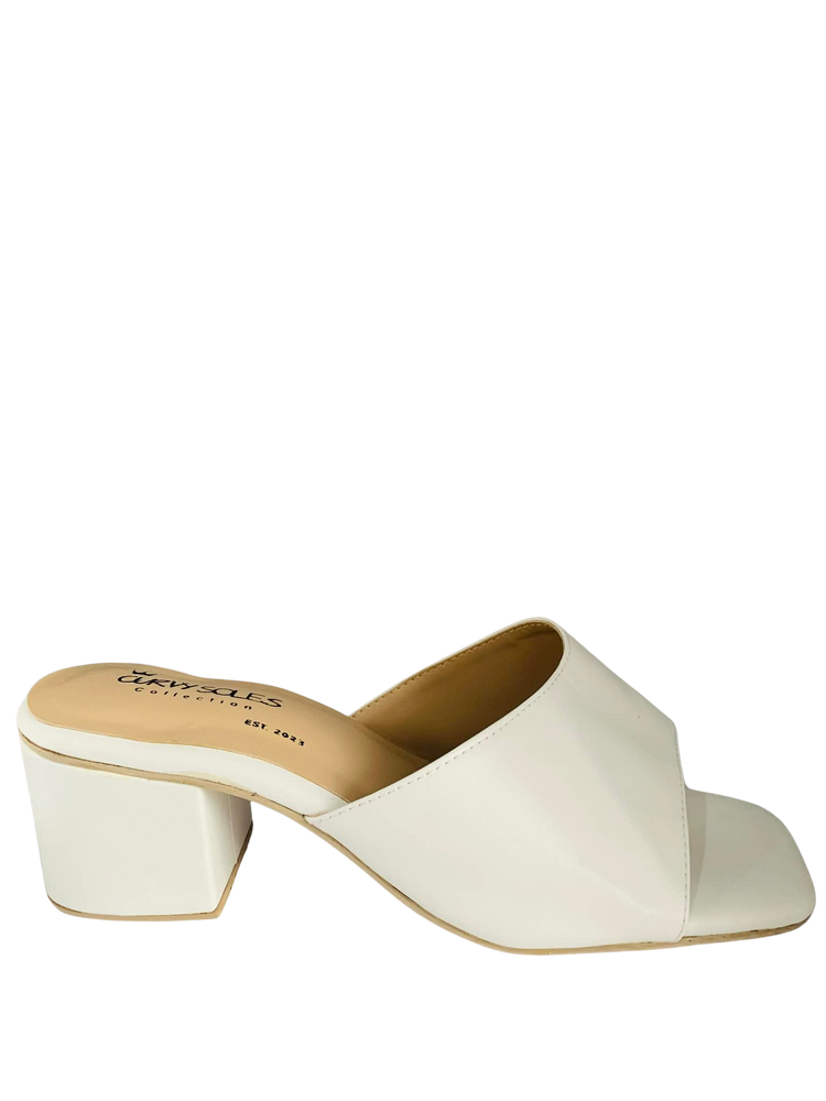 Curvy Soles Romana - Wide Fit Block Heels