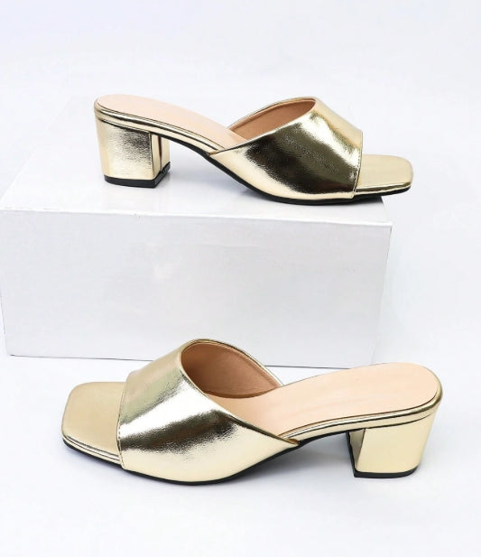 Curvy Soles Golda- Wide Fit Block Heels