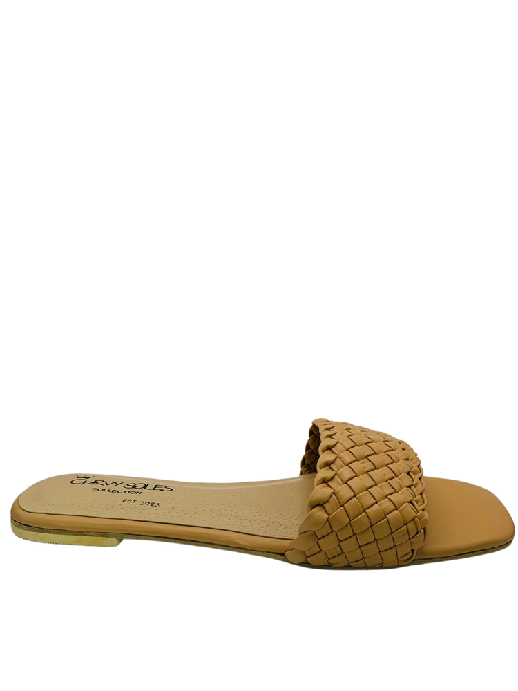 Curvy Soles Amy - Wide Fit Flats