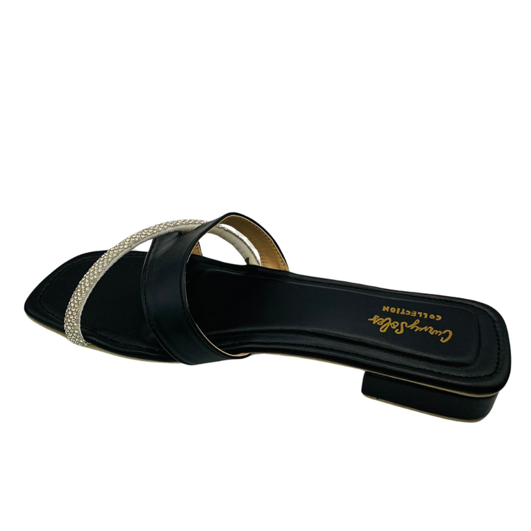 Curvy Soles Anne - Women's Mini Heels