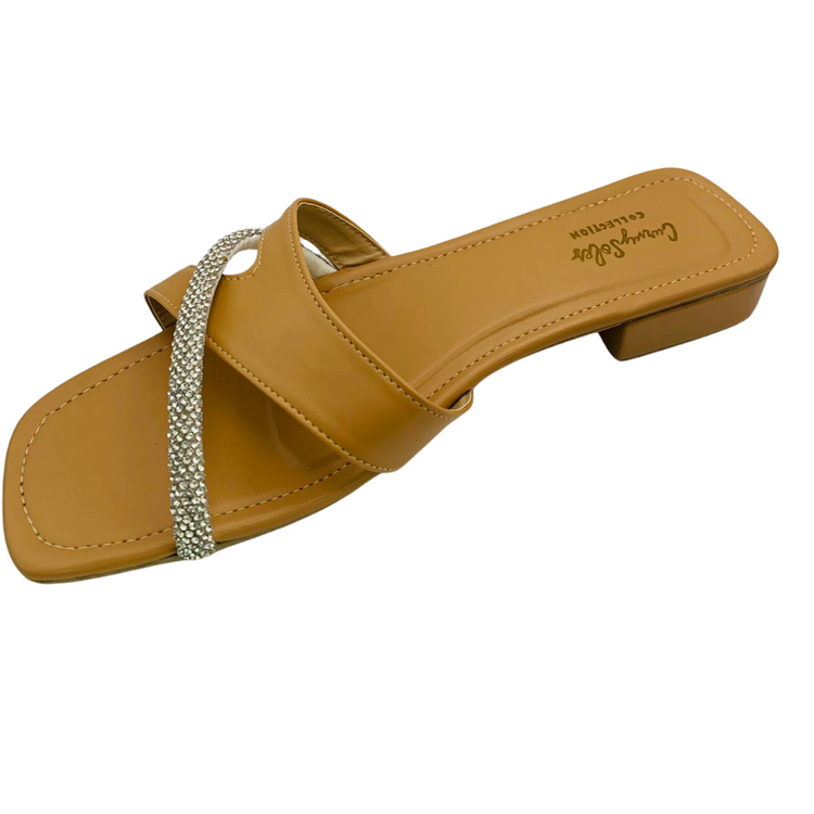 Curvy Soles Anne - Women's Mini Heels