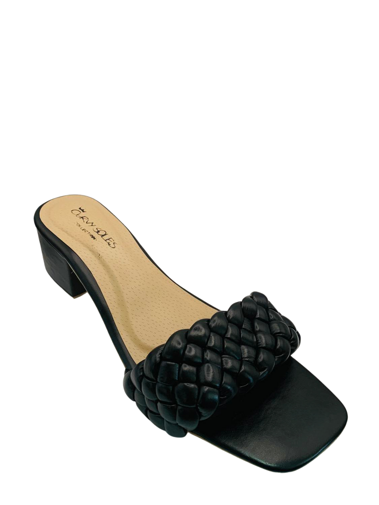 Curvy Soles Carousel - Widefit Block Heels