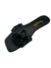 Curvy Soles Lovejoy - Widefit Women Flats