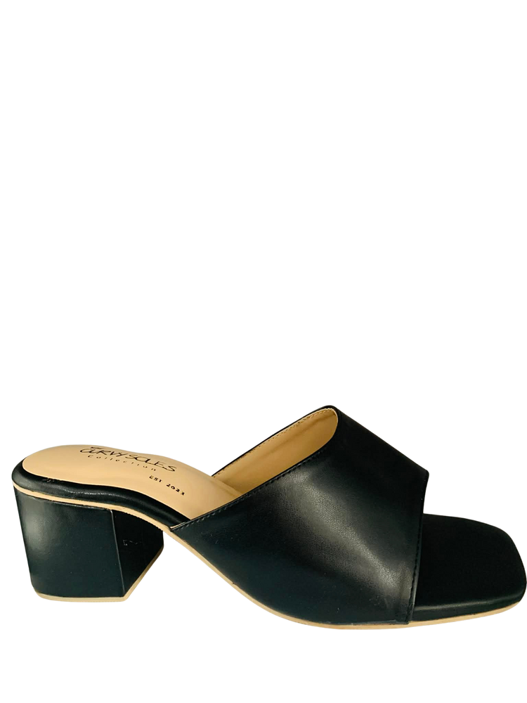 Curvy Soles Romana - Wide Fit Block Heels