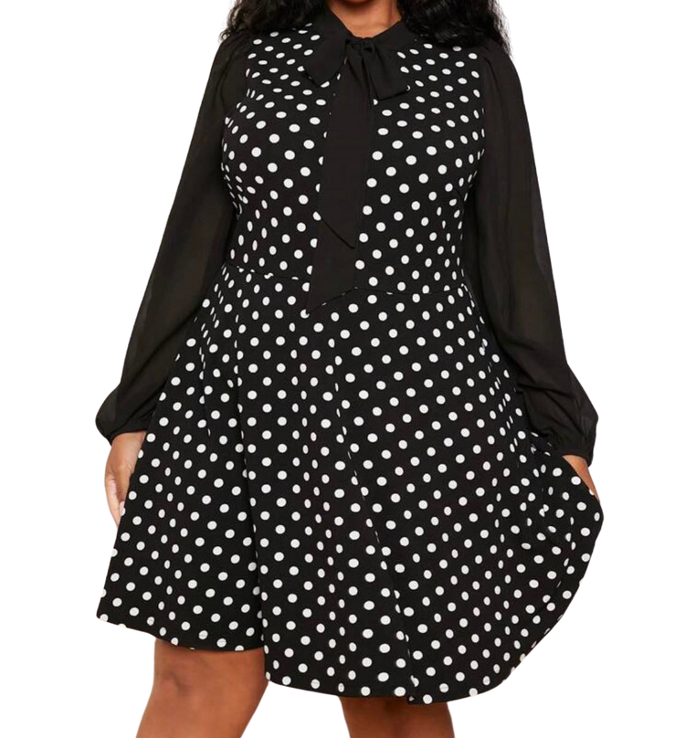 Plus Size Dress Bernadette - Short Dress